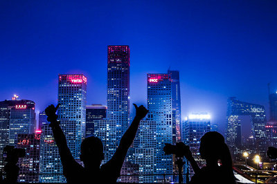 報(bào)考法學(xué)在職研究生免試入學(xué)需要滿足什么條件？