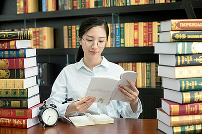 在職研究生文憑受到國(guó)家的認(rèn)可嗎？