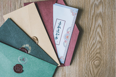 攻讀上海財(cái)經(jīng)大學(xué)在職研究生對(duì)學(xué)歷有什么要求？
