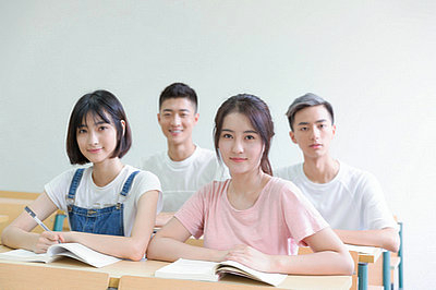 報考廣東在職研究生能免試入學嗎？