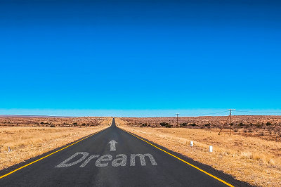 2019年對外經(jīng)濟(jì)貿(mào)易大學(xué)在職研究生還招收學(xué)員嗎？