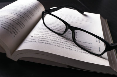 想不想知道對外經(jīng)濟(jì)貿(mào)易大學(xué)在職研究生學(xué)費(fèi)是多少？