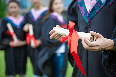 考研：2019年吉林大學(xué)在職研究生分?jǐn)?shù)線高不高？