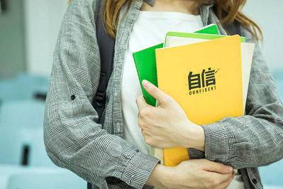 上海財經(jīng)大學(xué)在職研究生申碩考試得分容易嗎？