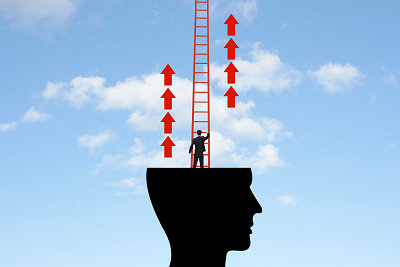 對外經(jīng)濟貿(mào)易大學在職研究生畢業(yè)會有哪些好處？