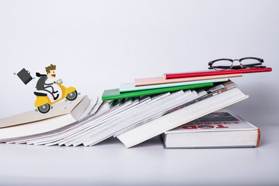 報考對外經(jīng)濟(jì)貿(mào)易大學(xué)在職研究生需要先升本嗎？