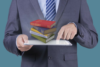報考中國社會科學(xué)院在職研究生指導(dǎo)手冊，請收下！