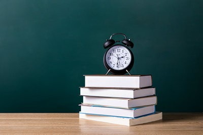 讀2020年北京外國語大學(xué)在職研究生有論文答辯嗎？