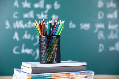 中國傳媒大學在職研究生報考時間在什么時候？
