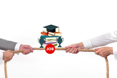 對(duì)外經(jīng)濟(jì)貿(mào)易大學(xué)在職研究生的通過(guò)率怎么樣？