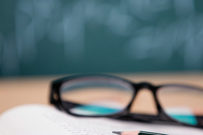 攻讀2020年南開大學(xué)在職研究生要具備什么條件？