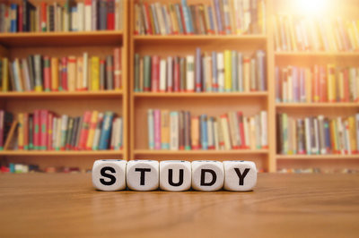 本科無(wú)學(xué)位能報(bào)考西南交通大學(xué)在職研究生嗎？