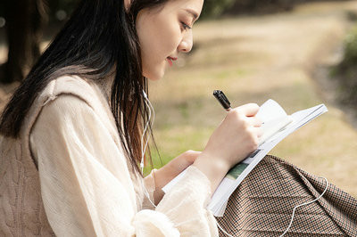 2021年清華大學(xué)在職研究生報(bào)考群體是哪些？