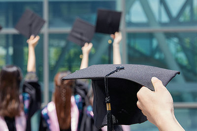 本科有學位報考2021年西南大學在職研究生需滿足什么條件？