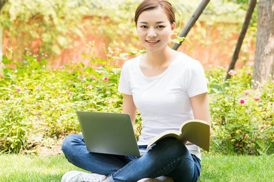 中國(guó)政法大學(xué)在職研究生上課方式靈活嗎