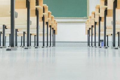 大專生能報(bào)考2021年北京外國語大學(xué)在職研究生嗎，什么時(shí)候報(bào)名？