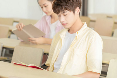 天津大學在職研究生對報考人員英語等級有要求嗎？