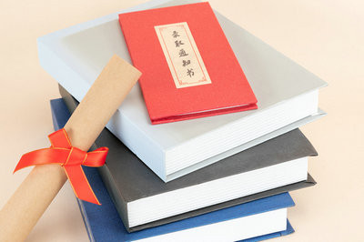 考2022年北京大學(xué)在職研究生能拿什么證？