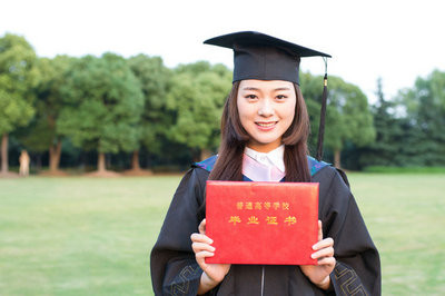 報(bào)考2022年在職研究生有優(yōu)勢(shì)嗎？