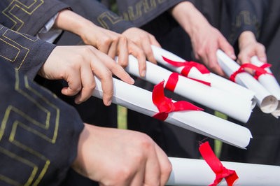 2022在職研究生單證入學(xué)流程是怎樣的？