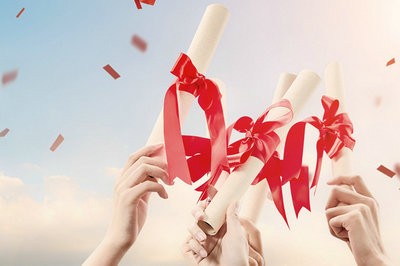 想讀2022年在職研究生有入學(xué)考試嗎？
