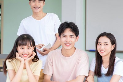 在職研究生五月份的申碩考試都考些啥？