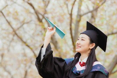 2022年江西財(cái)經(jīng)大學(xué)在職研究生招生簡(jiǎn)章