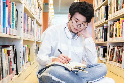 2022年報(bào)考在職研究生對(duì)英語(yǔ)水平有什么要求？