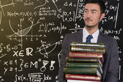 成人本科能報(bào)考中國政法大學(xué)在職研究生嗎？