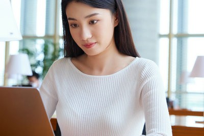 2022年報(bào)考中國政法大學(xué)在職研究生需要哪些材料？