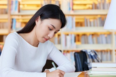 南京師范大學在職研究生學費學制是多少？
