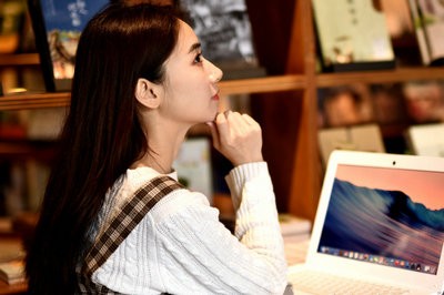 河北科技大學在職研究生考試什么時候報名？