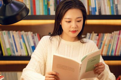 世界經(jīng)濟(jì)在職研究生就業(yè)方向及就業(yè)前景如何？