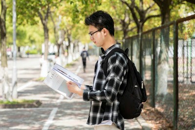 本科有學(xué)位報(bào)考石河子大學(xué)在職研究生條件是什么