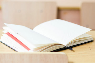 西北師范大學在職研究生可以在節(jié)假日去上課嗎？