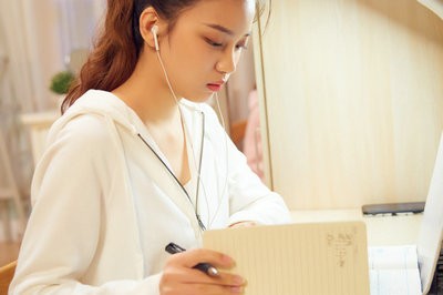 考前須知：中國(guó)人民大學(xué)在職課程培訓(xùn)班報(bào)名需要考什么？