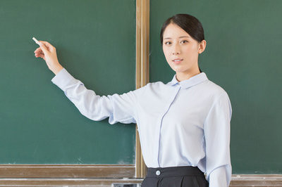 本科有學(xué)位報考西方經(jīng)濟(jì)學(xué)在職研究生有幾種方式？