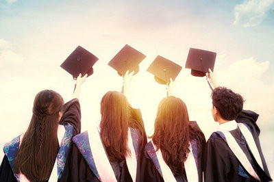 廣西大學在職研究生報名時間在什么時候？