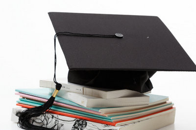 蘭州大學(xué)在職研究生學(xué)費(fèi)學(xué)制是多少？