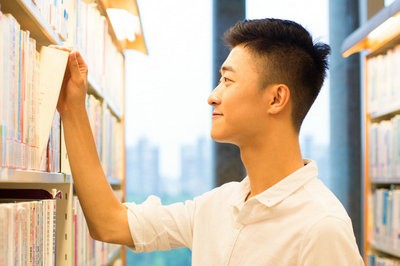 2022報考河北經(jīng)貿(mào)大學(xué)在職研究生經(jīng)濟法學(xué)專業(yè)有用嗎?
