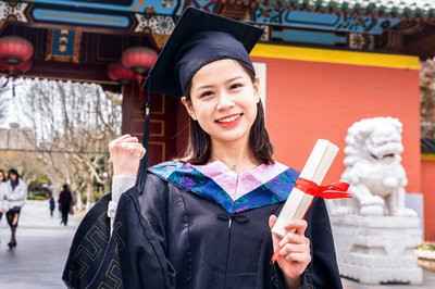 中國(guó)農(nóng)業(yè)大學(xué)在職研究生報(bào)名入口在哪兒？