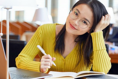 解讀：2023年小學(xué)教育在職研究生報(bào)考條件及流程是怎樣的？