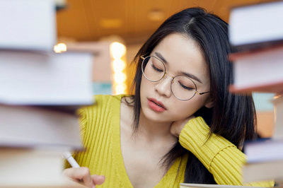 廣州中醫(yī)藥大學(xué)在職研究生同等學(xué)力好考嗎？