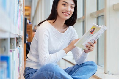 2023年報(bào)考新聞傳播學(xué)在職研究生就業(yè)前景怎么樣？