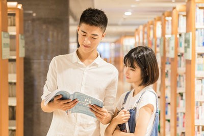 2023年就讀上海大學(xué)在職研究生含金量如何？