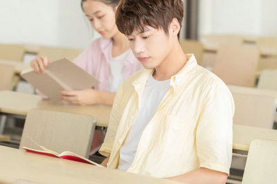延邊大學(xué)在職研究生報(bào)名時(shí)間在什么時(shí)候？
