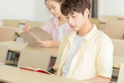 2023年報考新疆在職研究生有前途嗎？