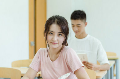 臨床醫(yī)學(xué)在職研究生文憑受社會認(rèn)可嗎？