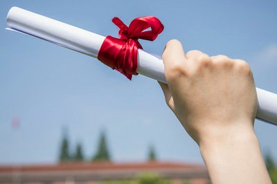 2023年本科有學位報考南方醫(yī)科大學在職研究生條件是什么