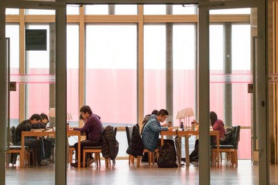 內蒙古大學在職研究生學費學制是多少？